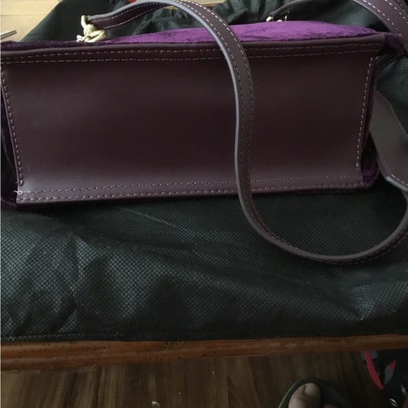 Aimee Kestenberg Purple Leather Cross Body Bag New with tags - Picture 4 of 7